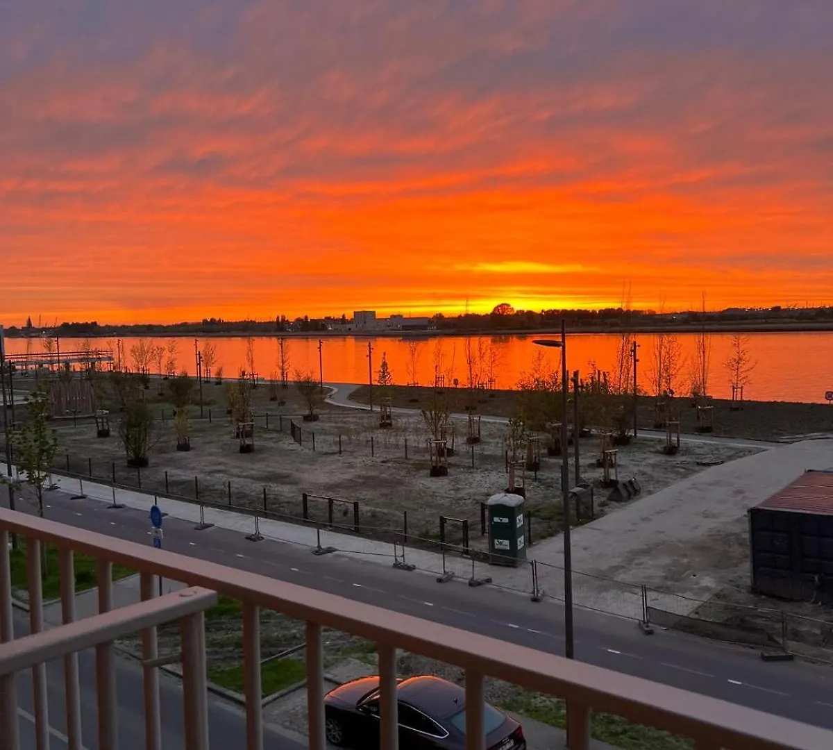 Luxe-Appartement Aan De Schelde Antwerpia Apartament
