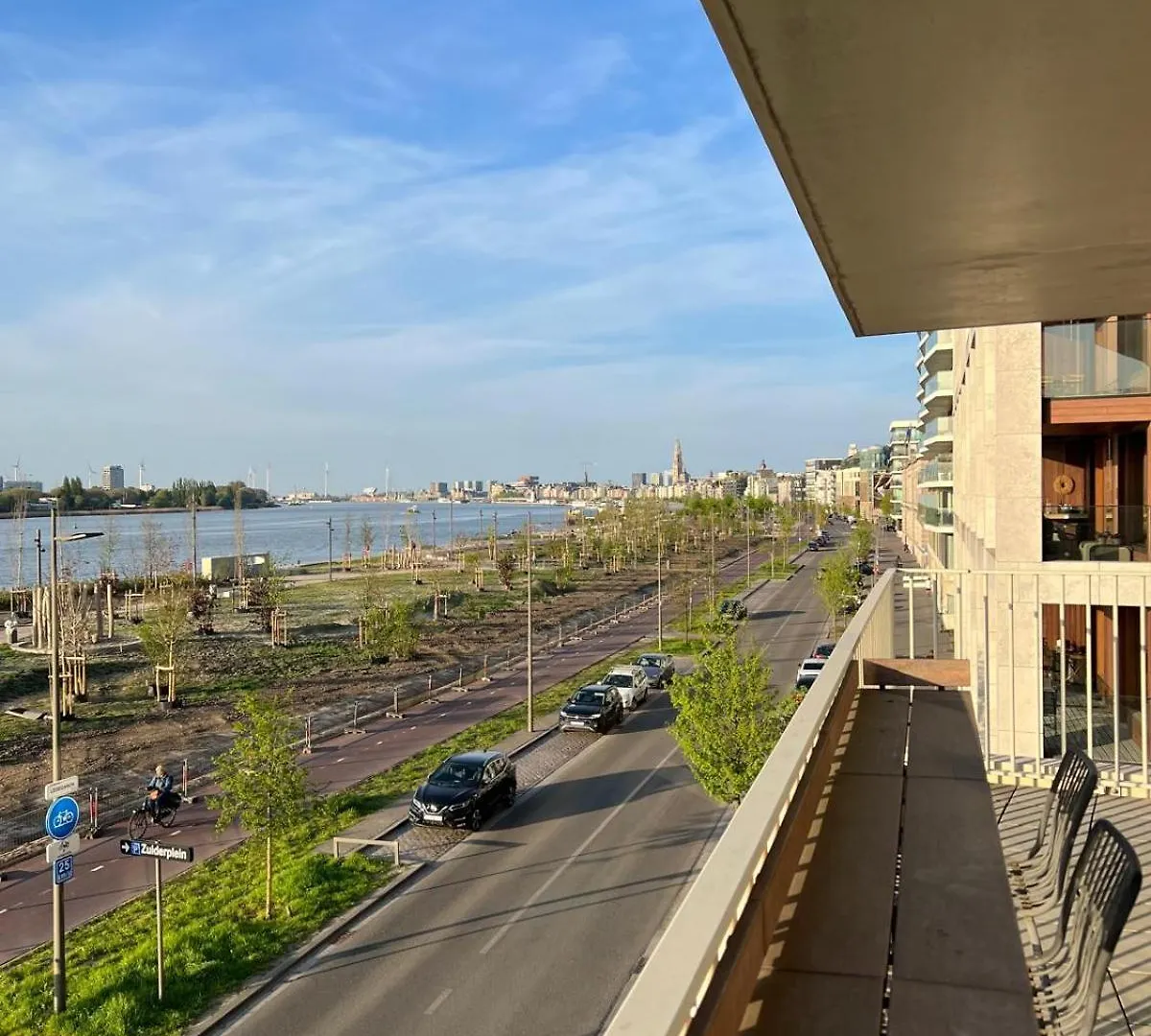 Luxe-Appartement Aan De Schelde Antwerpia